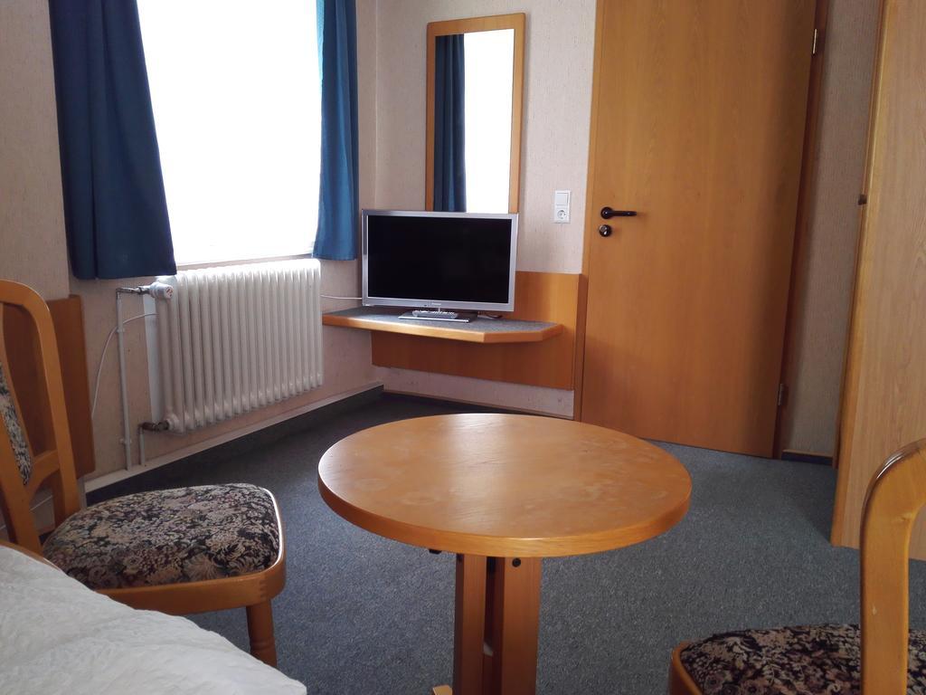 Gästehaus Krone Oberndorf am Neckar Zimmer foto